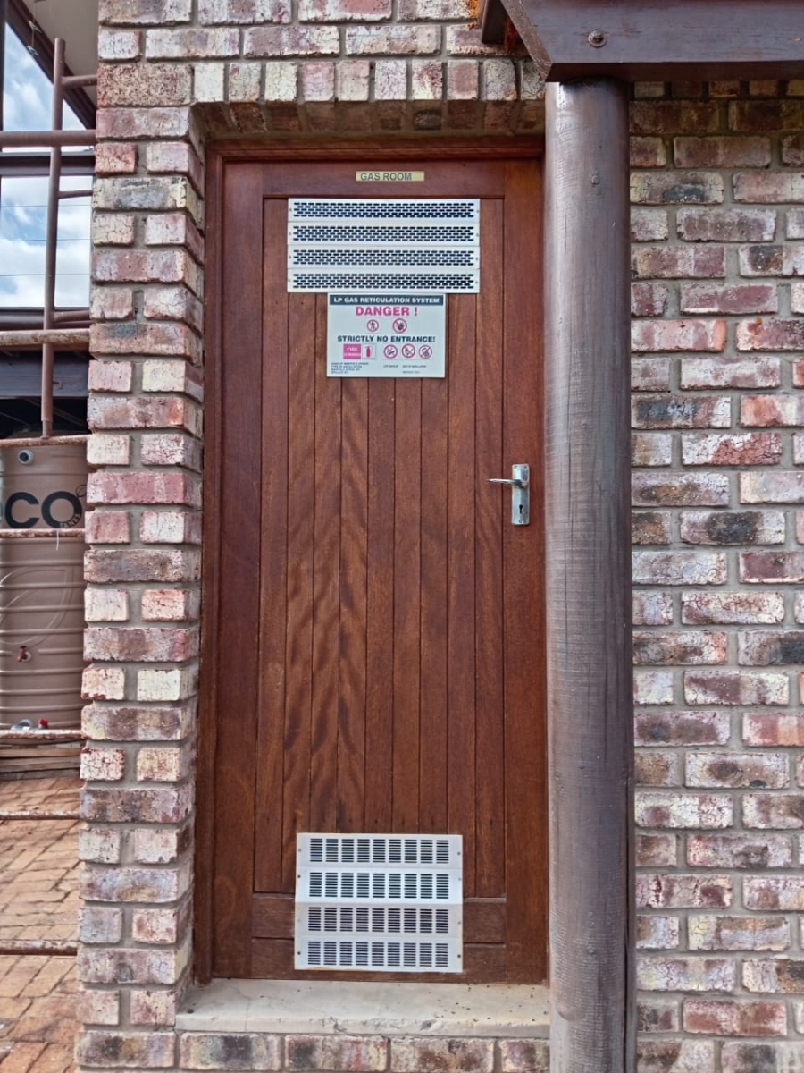 3 Bedroom Property for Sale in Joubertina Eastern Cape